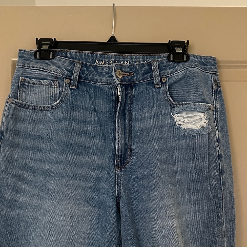 American Eagle Outfitters High Rise Ripped Blue Jeans - Picture 3 of 5